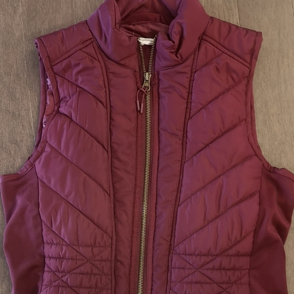 XS Zipup Vest - Picture 3 of 3